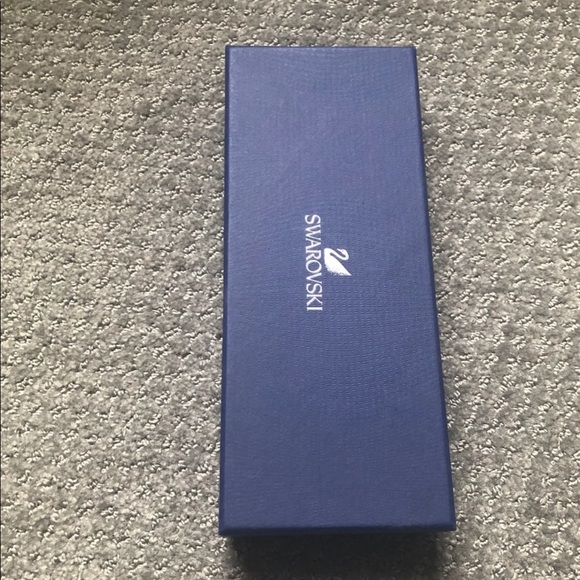 Authentic Swarovski Pamela Necklace - Picture 6 of 7